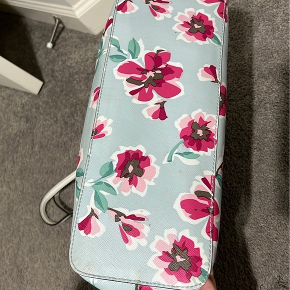 Guess Floral White Pink Tote - Picture 6 of 11